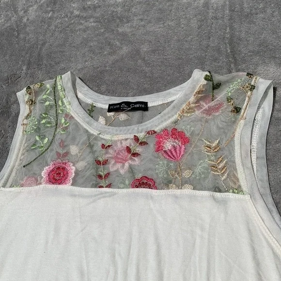 Sheer Floral Tank Top - Picture 2 of 8
